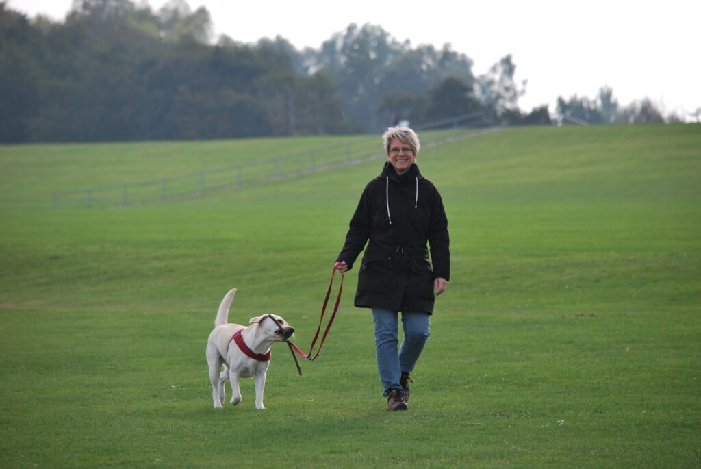 Hund und Frauchen